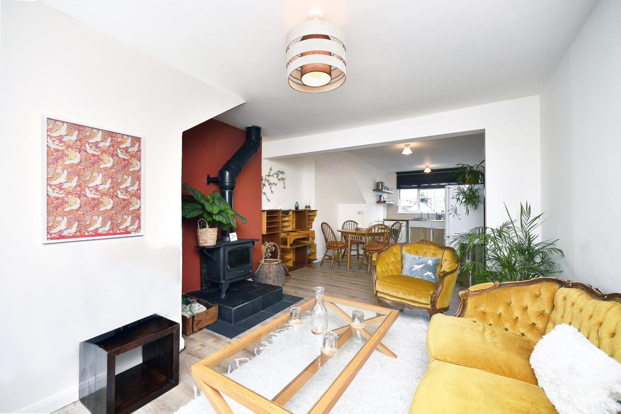 Sunny Seaside Sanctuary - Two Bedroom Apartment Brighton Exterior photo